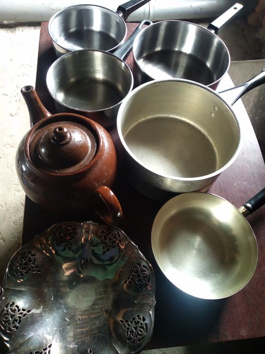 Посуд (каструльки з ручкою)