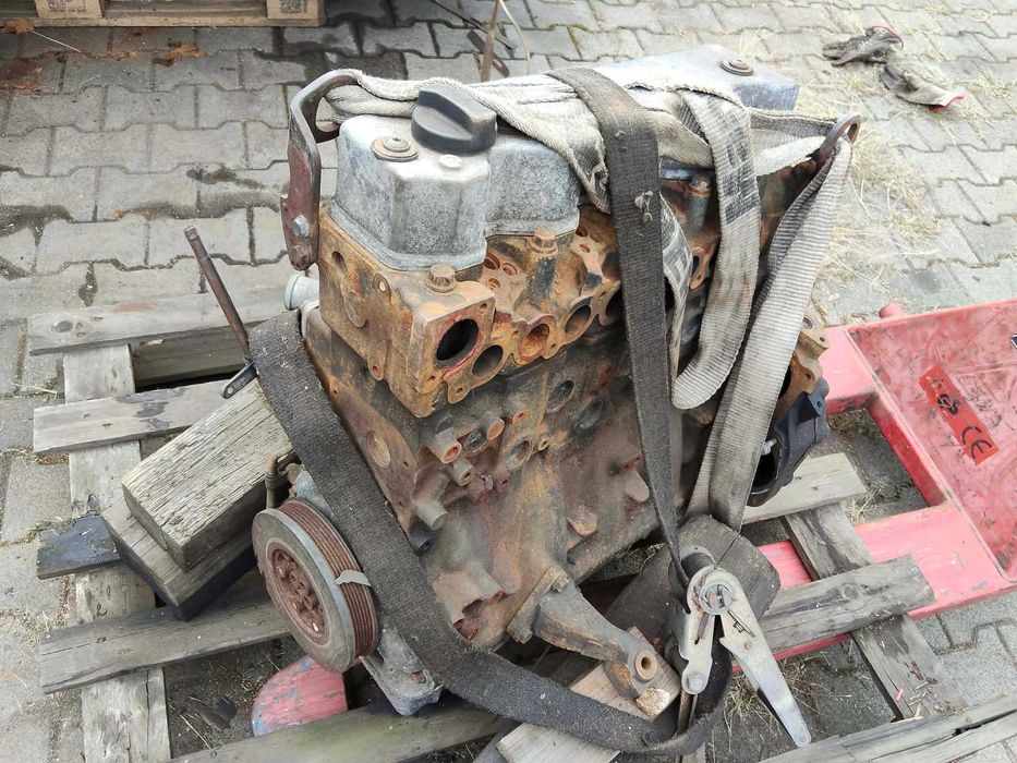VW  Silnik 2.8 TDI ATA LT 28 35 46 goły słupek-do remontu-na części
