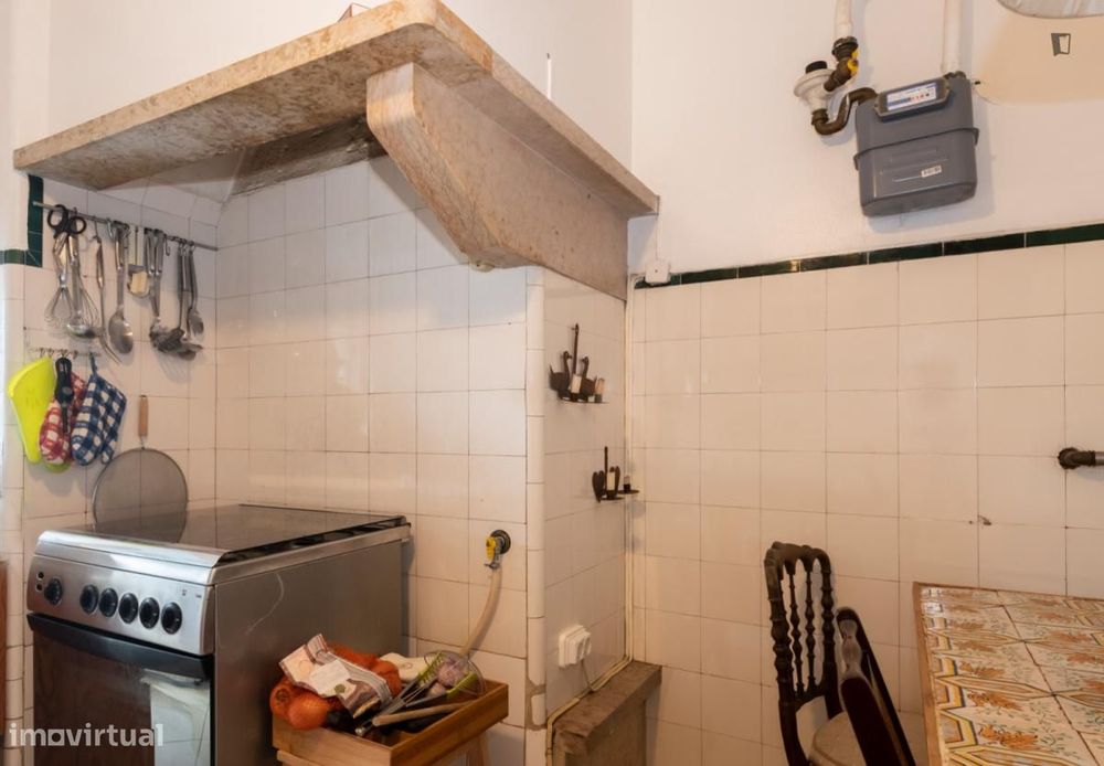 Quarto - localizado em Penha de França Lisbon