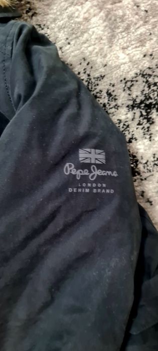 Piękna czarna kurtka Pepe Jeans London rozmiar z metki S