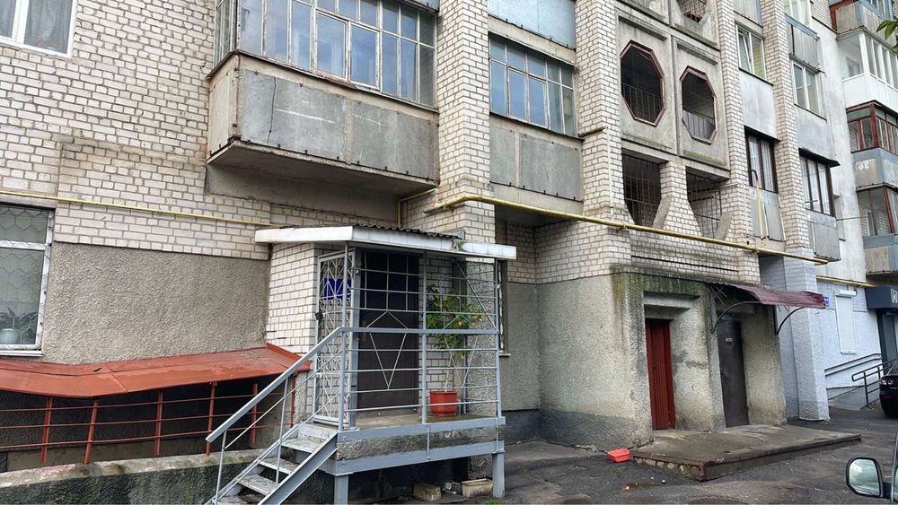 Продам квартиру Центр