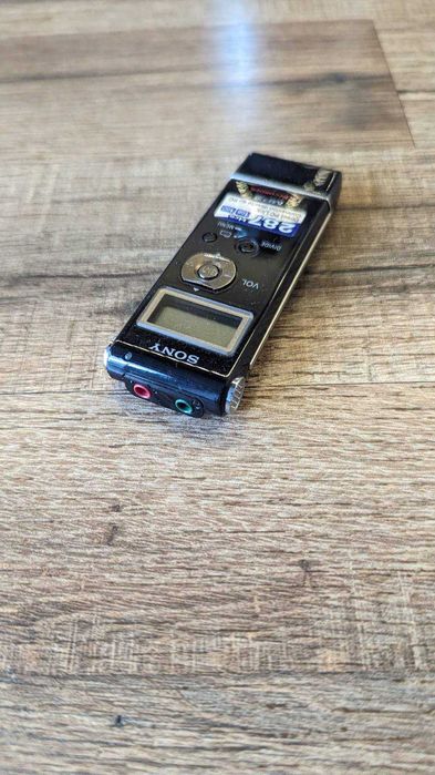 Диктофон Sony ICD-UX71