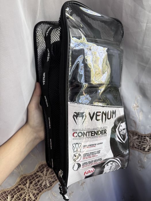 Боксерські рукавиці, 10 oz, Venum