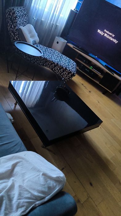Stolik czarny z połyskiem IKEA