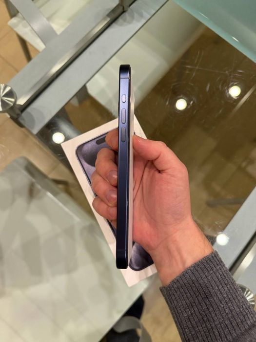 iPhone 15 Pro Max 512gb E-SIM