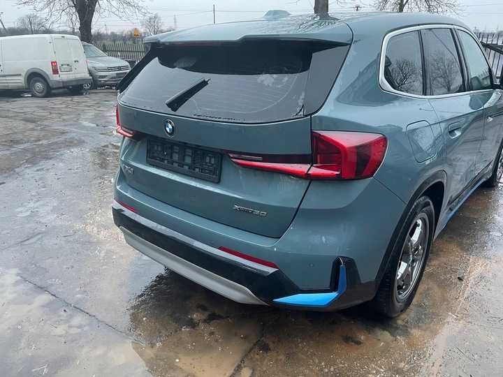 BMW X1 U11 Четверть лонжарон дах криша панорама