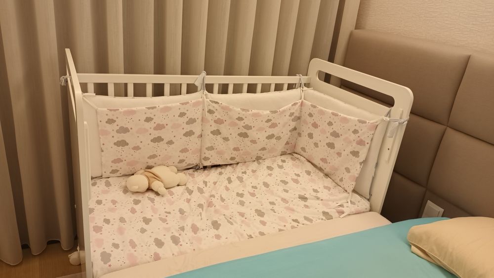 Cómoda quarto criança com banheira + cama grades com colchão