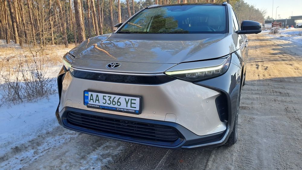 Продам Toyota BZ4X