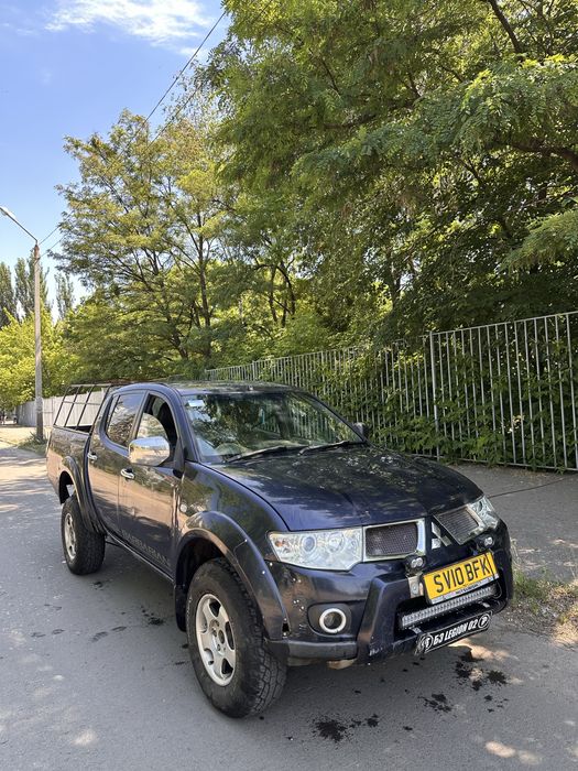 Продам Mitsubishi L200 2.5tdi в хорошем состоянии