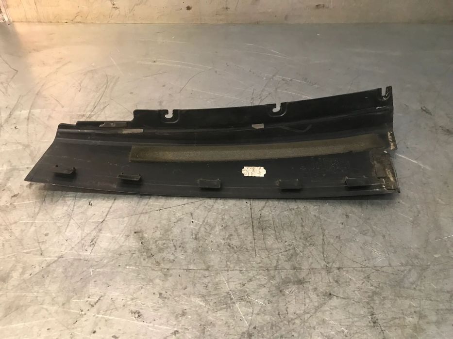 ACABAMENTO EXTERIOR PILAR PORTA SEAT IBIZA 6L - ESQUERDO  6L3853317 /