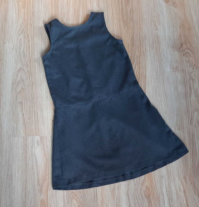 Sukienka galowa School Life rozm. 128cm  - 8 lat