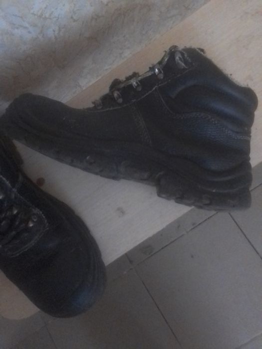 Женские зимние кожаные ботинки