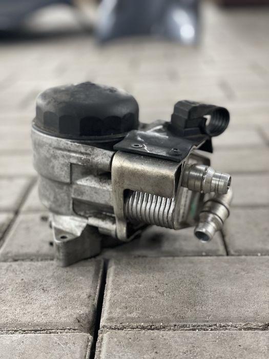 Корпус масляного фільтра BMW e46 n42 n46 маслостакан теплообменник