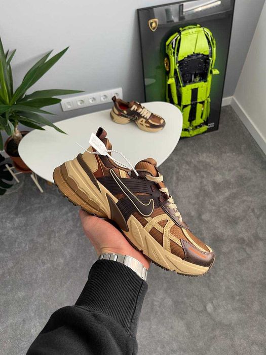 Кросівки Nike V2K Runtekk Lt British Tan premium