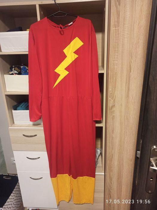 Stroj Flasha dla doroslego Haloween
