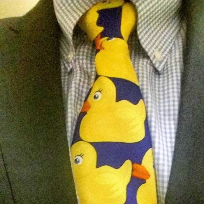 Легендарный галстук в уточку из сериала Как я встретил вашу маму