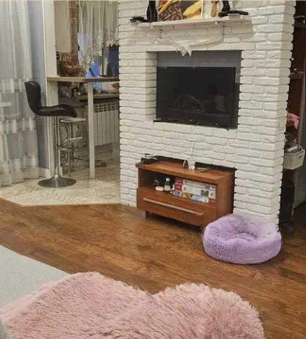 2 кім РЕМОНТ середній поверх район ПОЛЯ (Кірова) (718855)