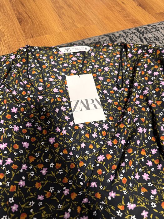 Sukienka Zara w kwiaty xl l czarna