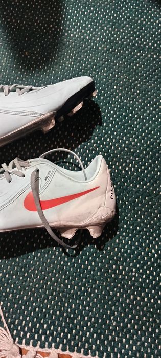 Chuteiras Nike 42