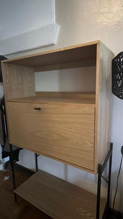 Movel de sala com escrivaninha