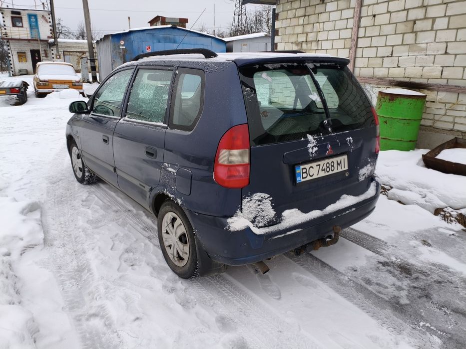 Міцубісі Спейс стар