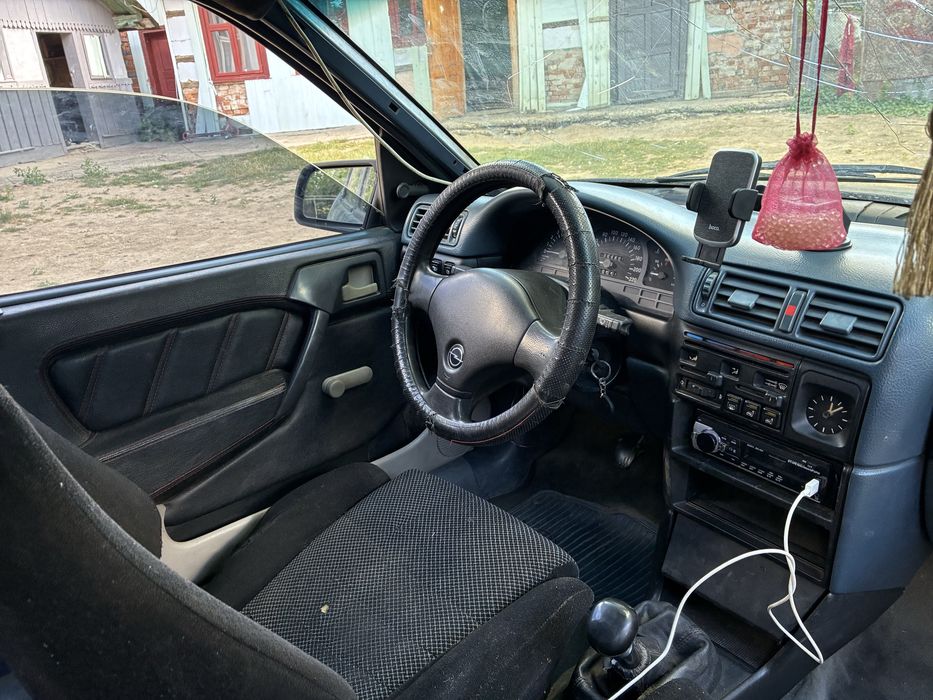 Продам Opel Vectra 2.0