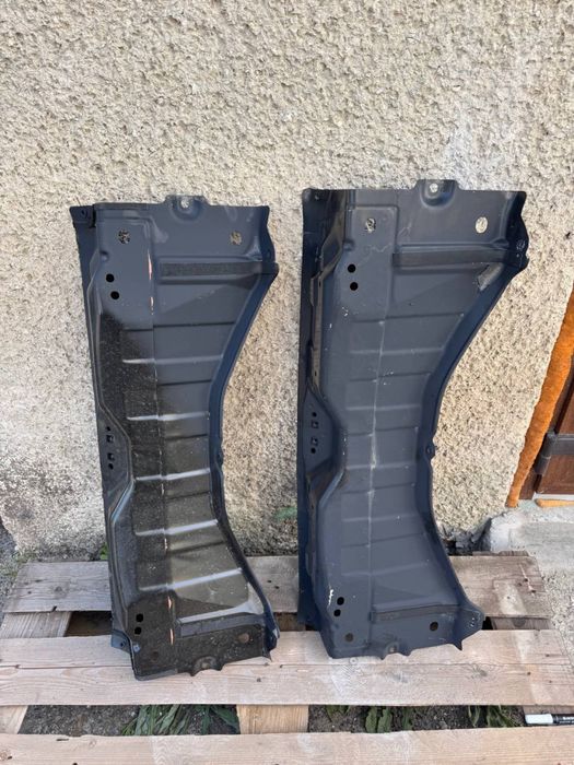 Панель задня Tesla Y Тесла