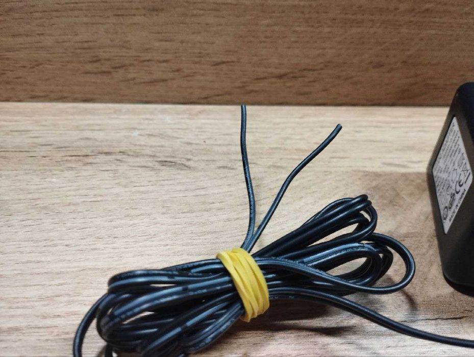 Блок живлення (адаптер) 12V 150mA - надійний, під паяння