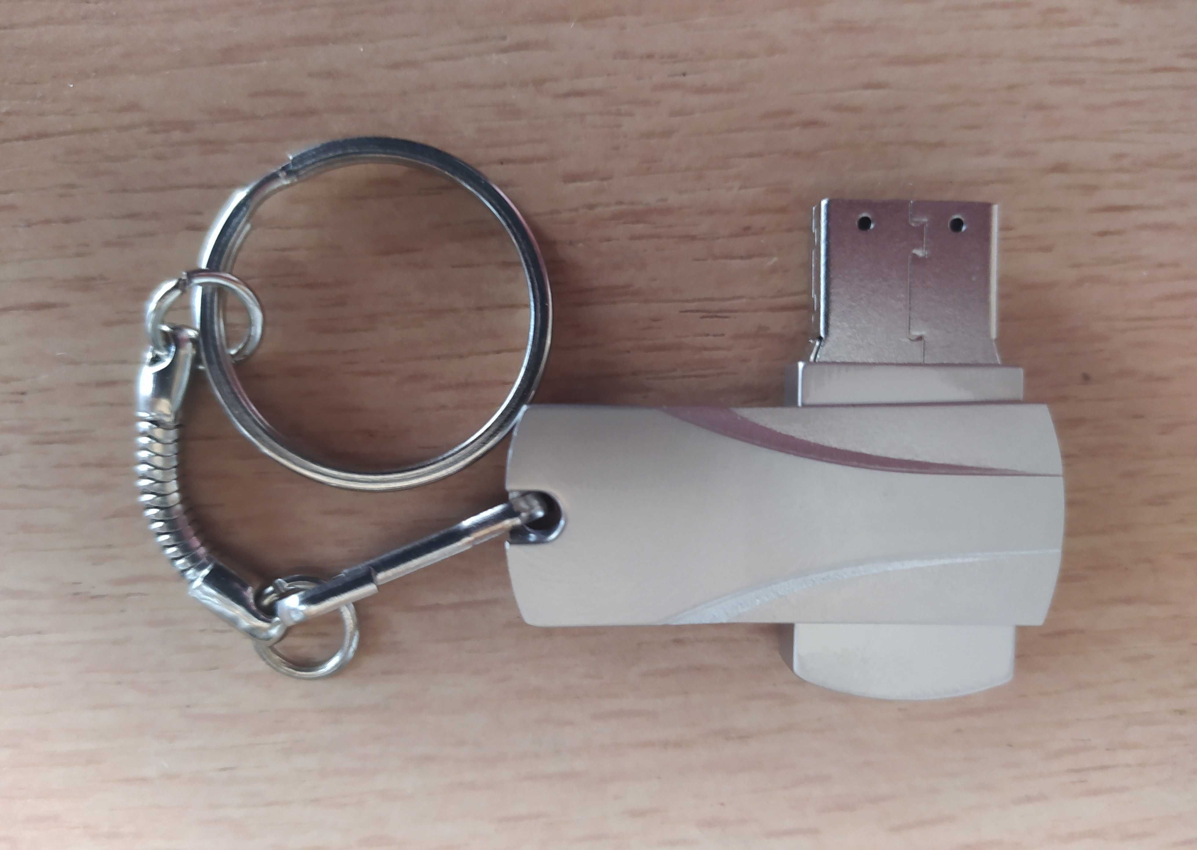 Флешка 256 GB металлическая на брелке: 150 грн. - Зовнішні накопичувачі ...
