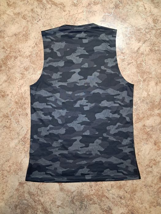 Оригинальная спортивная майка Gymshark Arrival Sleeveless Tee — zdjęcie 3