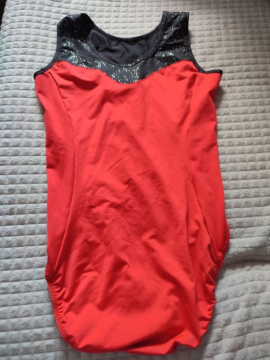 Nowy kostium gimnastyczny Decathlon S
