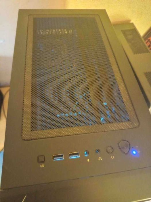 Computador Gaming Intel 10a Geração / 16GB RAM DDR4 / GTX 1650 4GB / SSD / Wi-Fi / Bluetooth