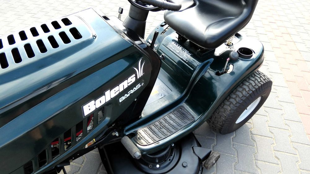 Traktorek kosiarka Bolens Briggs&Stratton (290601.6) - Baras