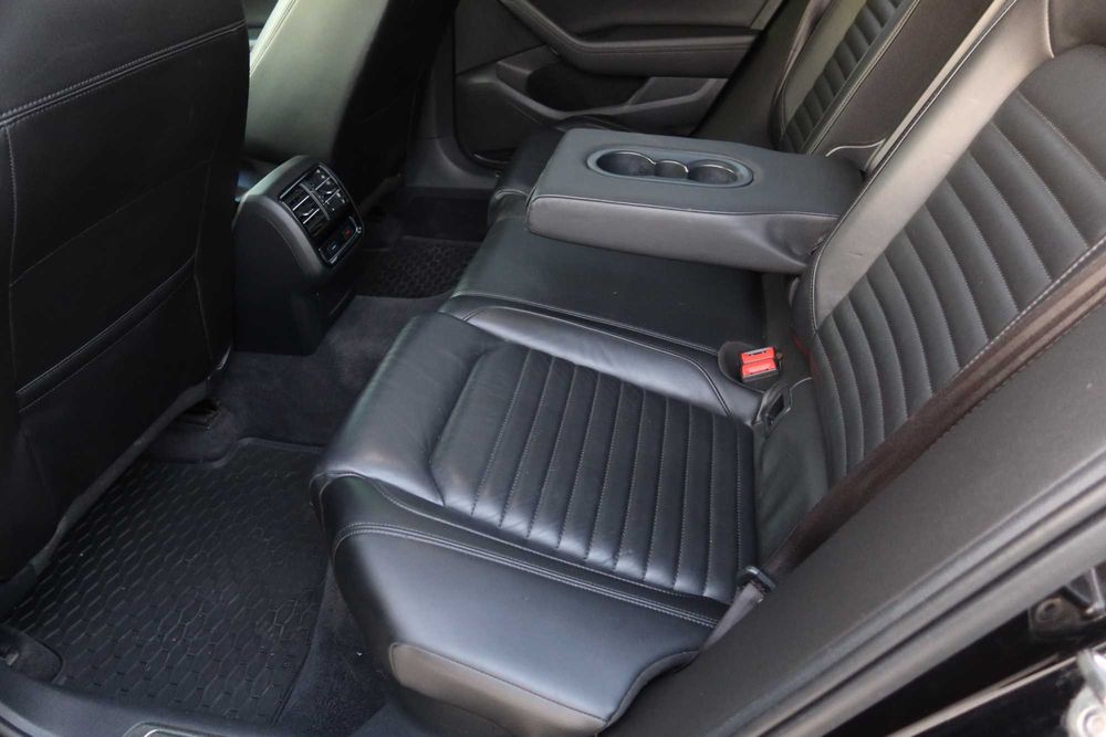 автомобіль passat b8 2017 р