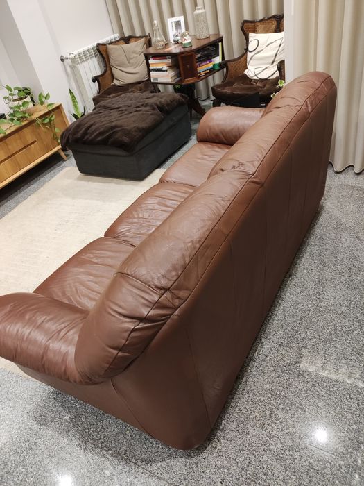 Sofá em pele Divani Divani