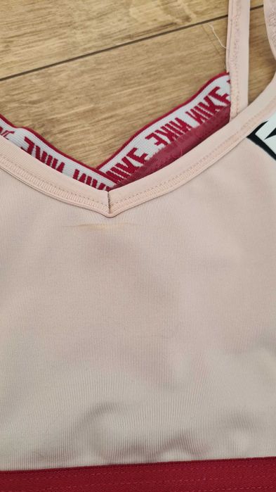 Top sportowy, Stanik sportowy NIKE. Rozmiar M 38. Różowy pudrowy