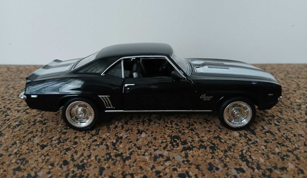 Chevrolet Camaro SS de 1969 (escala 1:32)