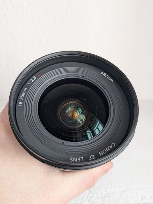 Об'єктив Canon EF 16-35mm f/2.8L II USM