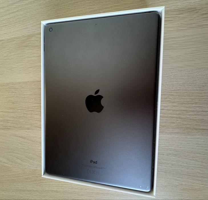 Ipad Gen 9 10.2 дюйми 64GB