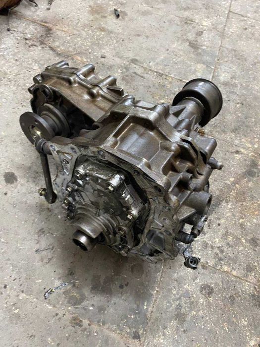 Роздатка Nissan Navara D22 2.5dci раздатка навара д22