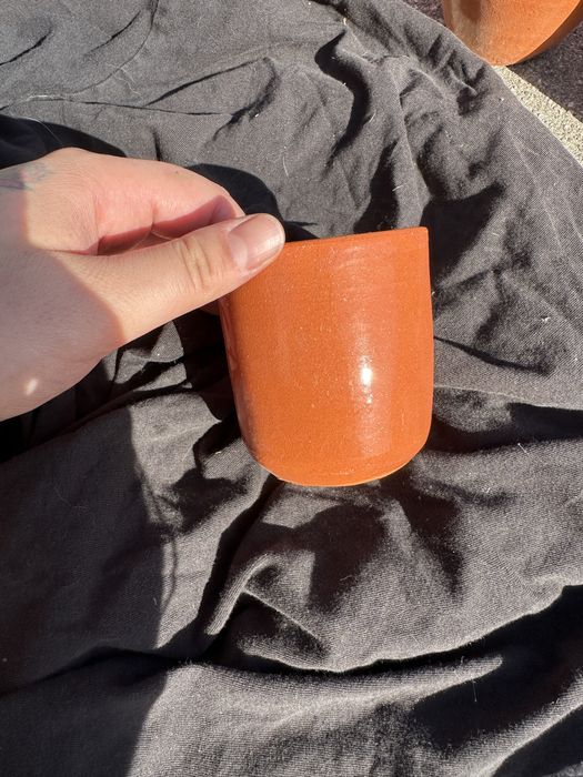 Copos, canecas de barro