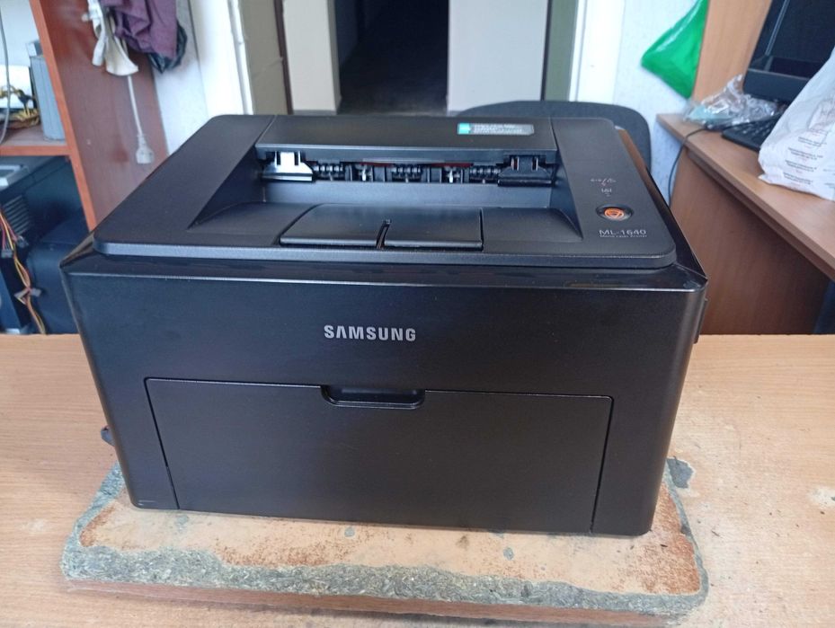 Лазерний принтер Samsung ML-1640, стан нового!