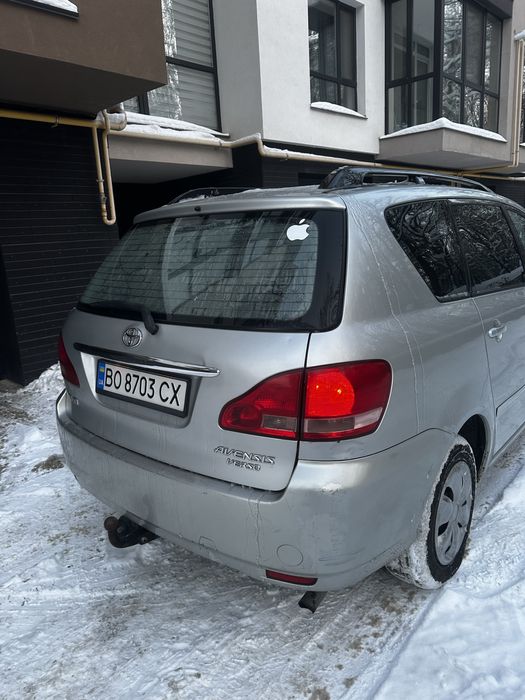 Toyota Avensis Verso