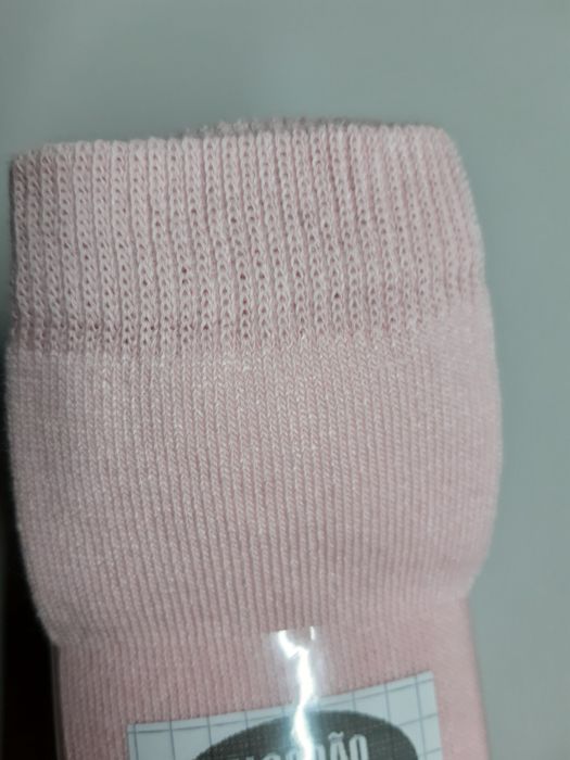 Conjunto de 14 pares de meias em cores variadas