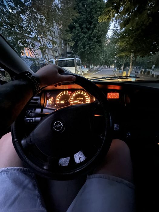 Продам Opel Omega B 2002  Можна обмін!