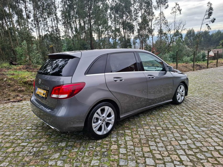 Mercedes B 180 d Style [CX Automatica]  111 Mil kms Nacional de 2018