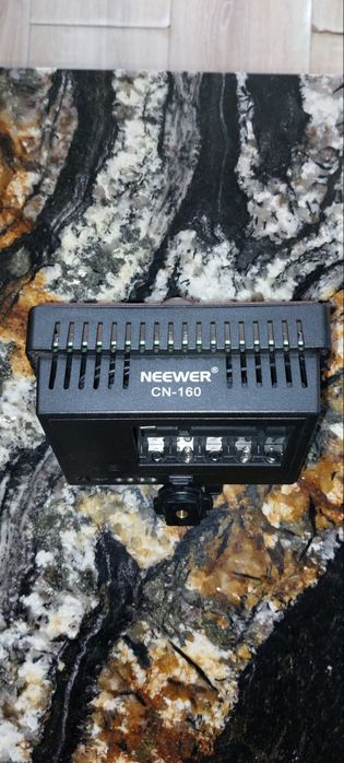 Lampa do zdjęć i filmowania Neewer Cn-160