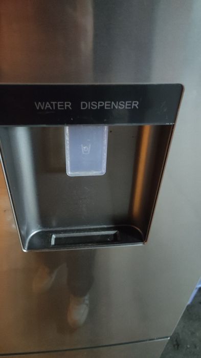 Frigorífico Combinado Haier 450L Inox [SEMi-NOVO]– No Frost & Dispensa