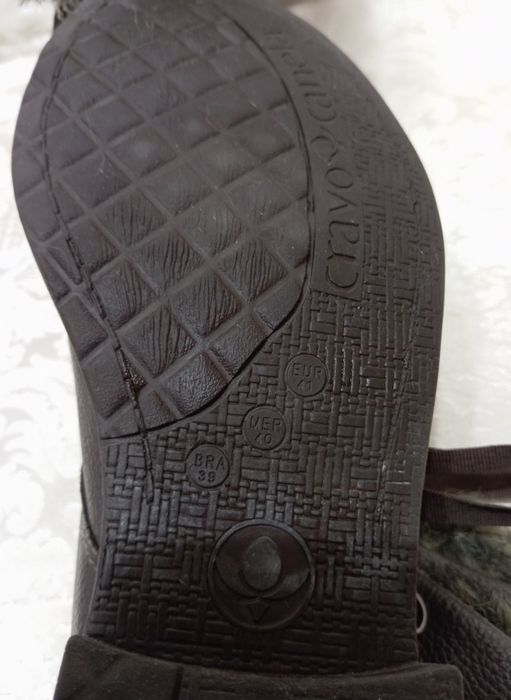 Brązowe nowe skórzane buty Medicus rozmiar 6,5 G (40)