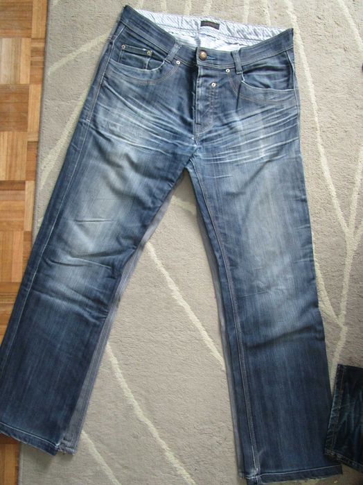 Calças para homem da marca Decénio (Tamanho 33 USA / 41-42 PT)